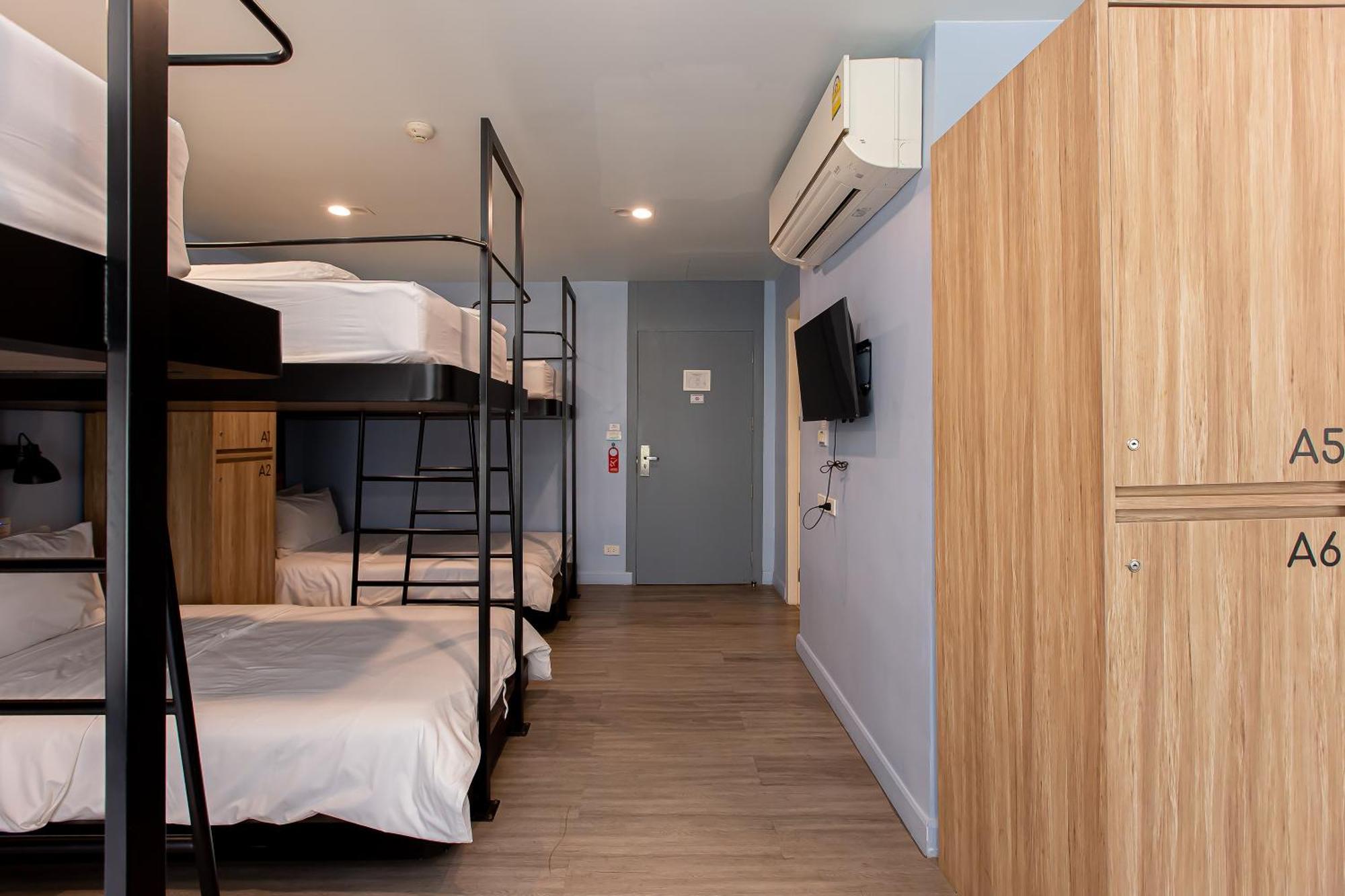 Simply Sleep Hostel Bangkok Luaran gambar