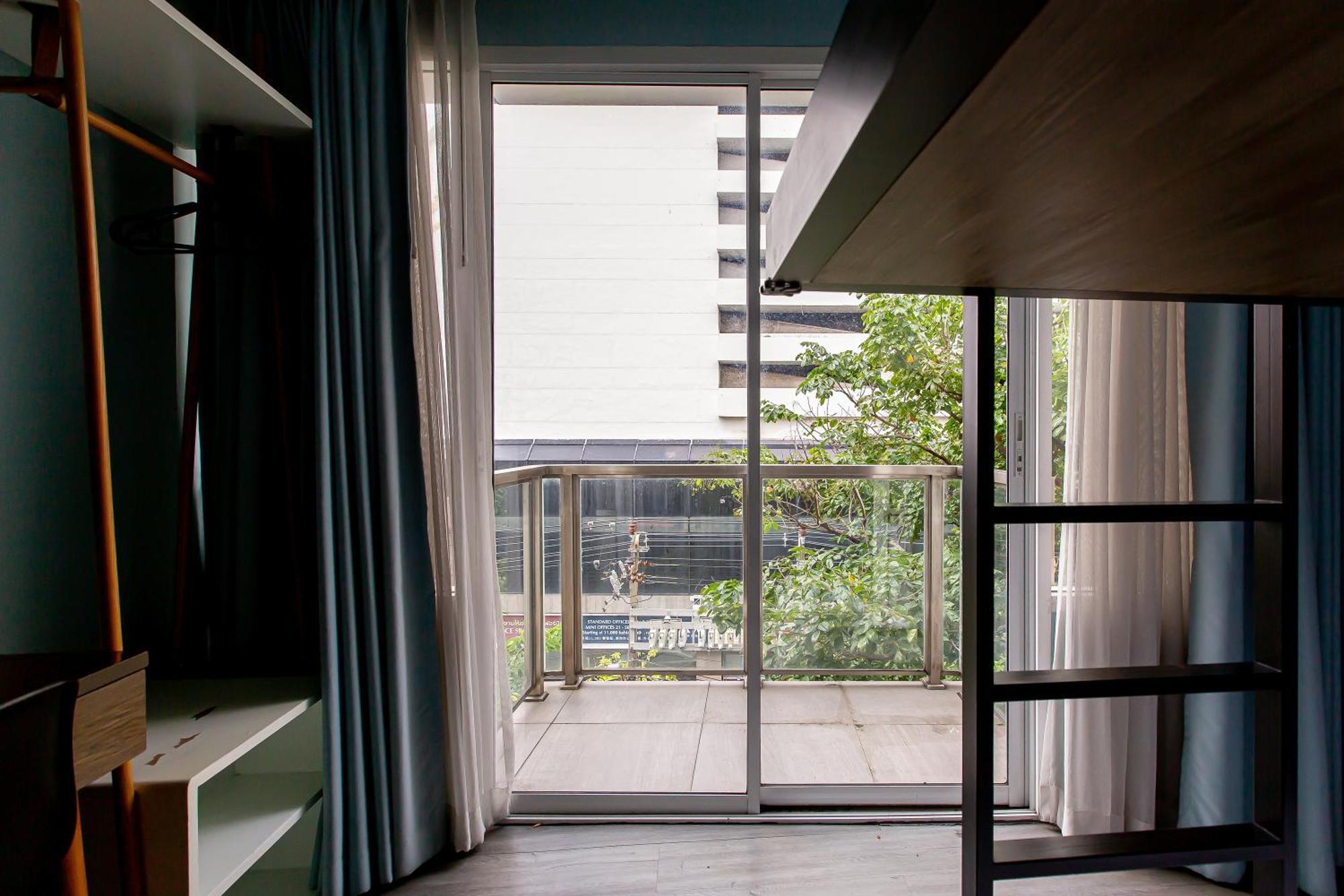 Simply Sleep Hostel Bangkok Luaran gambar