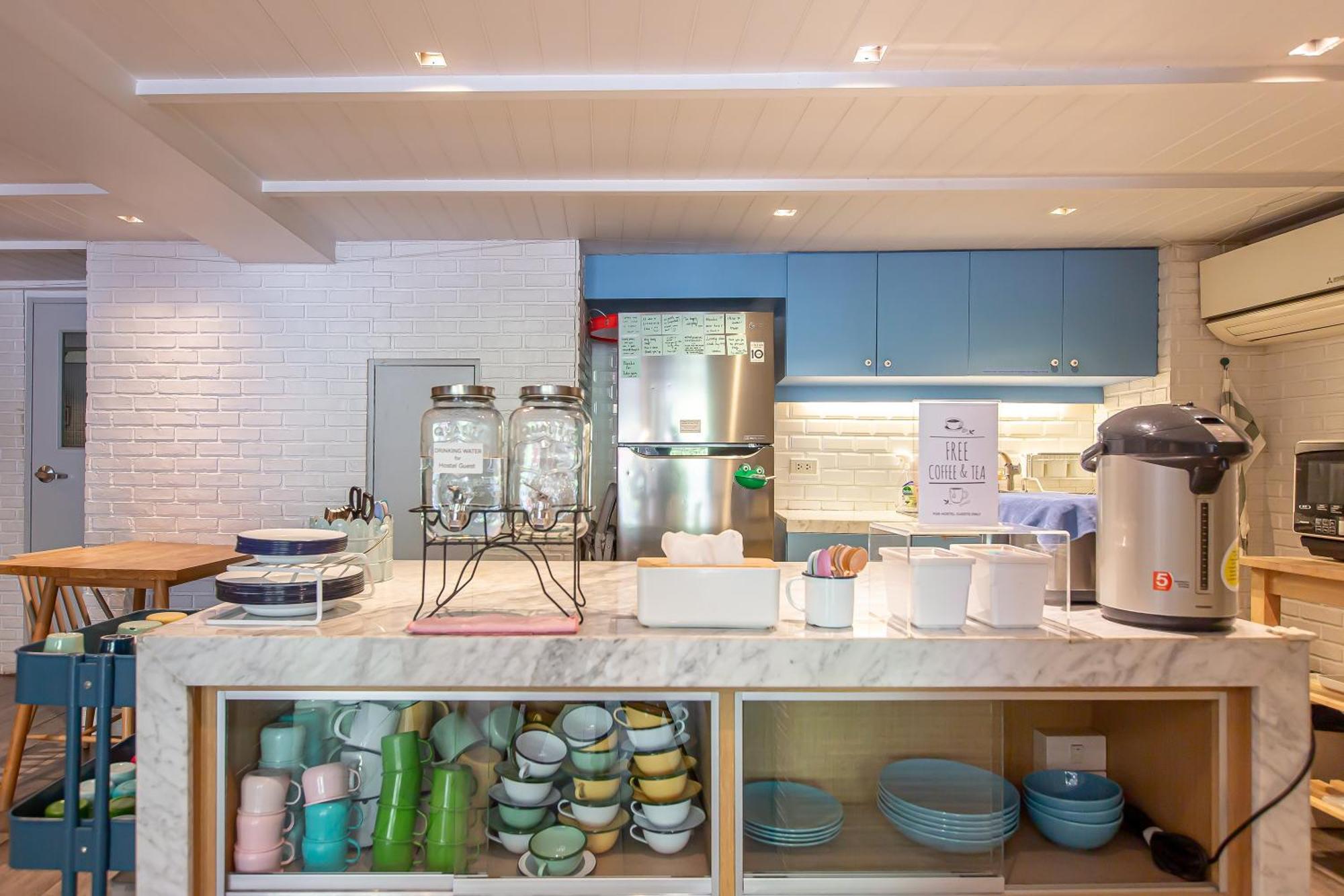 Simply Sleep Hostel Bangkok Luaran gambar