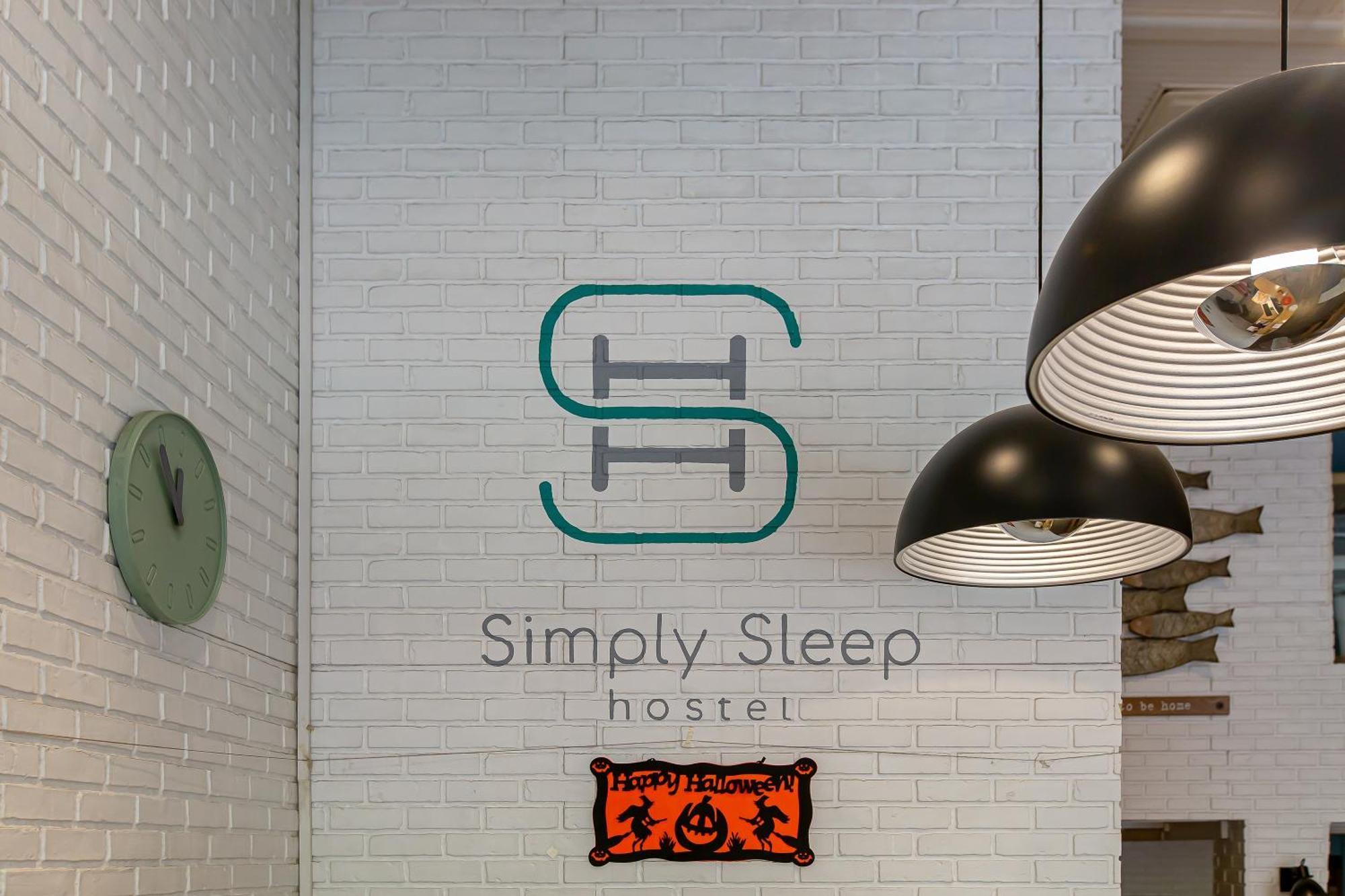 Simply Sleep Hostel Bangkok Luaran gambar